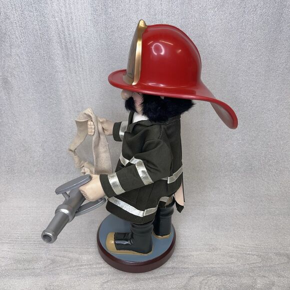 Zim's Heirloom Collectibles Fire Chief Nutcracker Z98-050 Fireman w/ Box NICE! - Picture 3 of 16